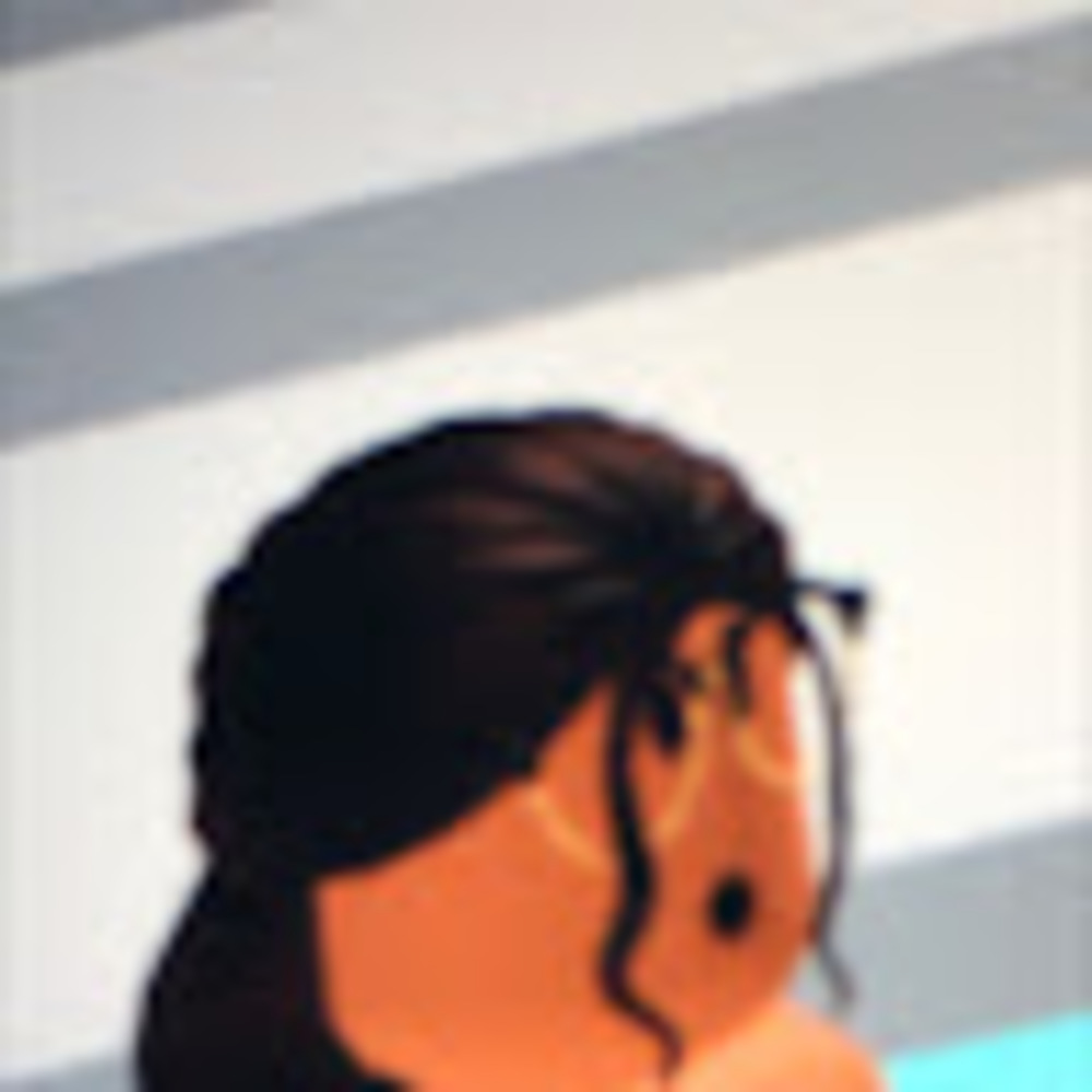 Meet your Posher, Akia